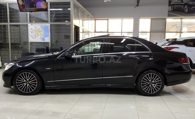 Mercedes E 220 2009, 428,000 km - 2.1 л - Sumqayıt