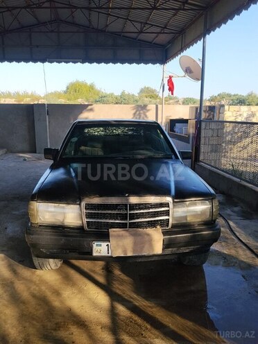 Mercedes 190 1990, 257,000 km - 2.2 l - Şirvan