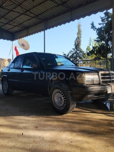 Mercedes 190 1990, 257,000 km - 2.2 l - Şirvan