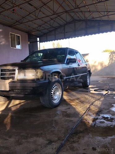 Mercedes 190 1990, 257,000 km - 2.2 l - Şirvan