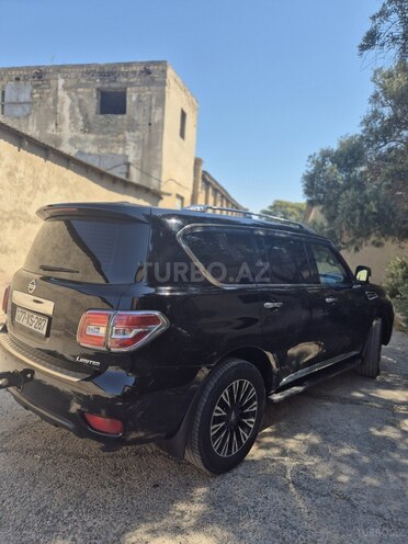 Nissan Patrol 2010, 185,000 km - 5.6 l - Bakı