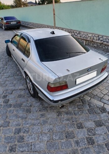 BMW 318 1994, 325,000 km - 1.8 l - Bakı