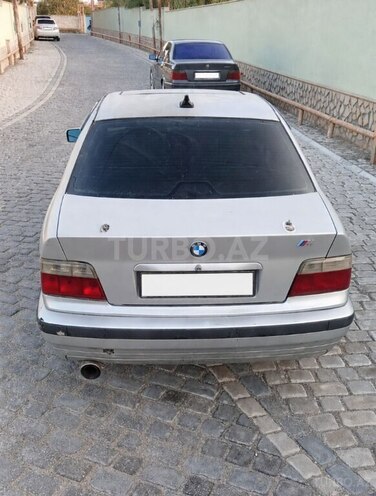 BMW 318 1994, 325,000 km - 1.8 l - Bakı
