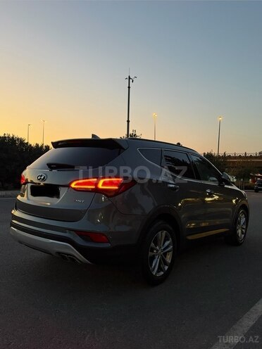 Hyundai Santa Fe 2018, 240,000 km - 2.0 l - Bakı
