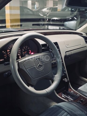 Mercedes C 240 1997, 200,000 km - 2.4 л - Bakı