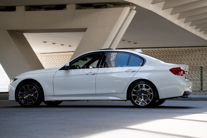 BMW 330 2018, 111,000 km - 2.0 l - Bakı