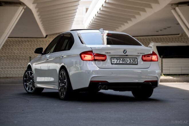 BMW 330 2018, 111,000 km - 2.0 l - Bakı