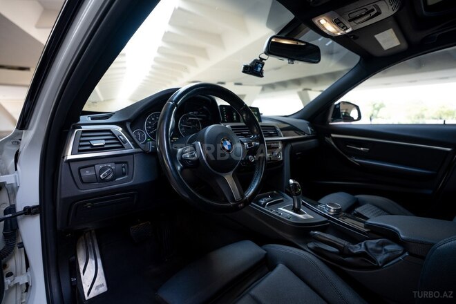 BMW 330 2018, 111,000 km - 2.0 l - Bakı