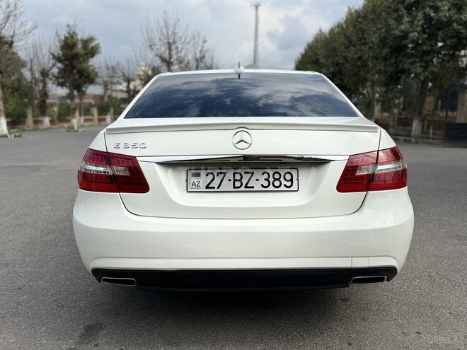 Mercedes E 350 2010, 329,000 km - 3.5 l - Xaçmaz