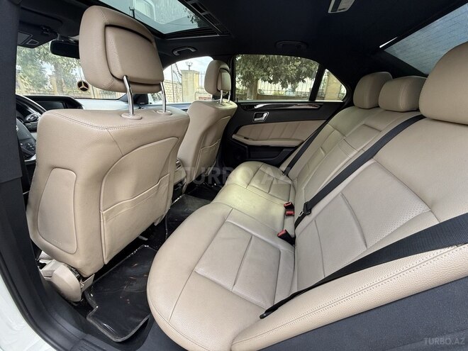 Mercedes E 350 2010, 329,000 km - 3.5 l - Xaçmaz