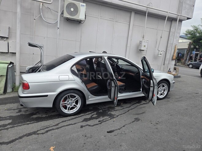 BMW 528 1999, 110,000 km - 2.8 l - Qəbələ