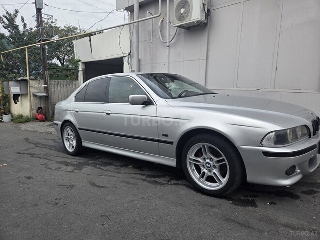 BMW 528 1999, 110,000 km - 2.8 l - Qəbələ