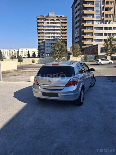 Opel Astra 2007, 329,000 km - 1.4 l - Gəncə