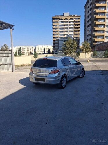 Opel Astra 2007, 329,000 km - 1.4 l - Gəncə