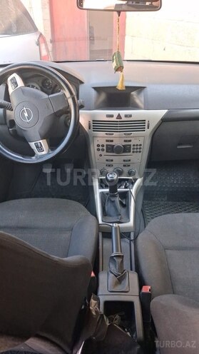 Opel Astra 2007, 329,000 km - 1.4 l - Gəncə