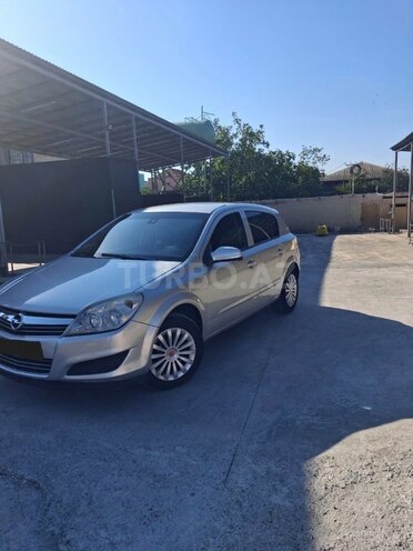 Opel Astra 2007, 329,000 km - 1.4 l - Gəncə
