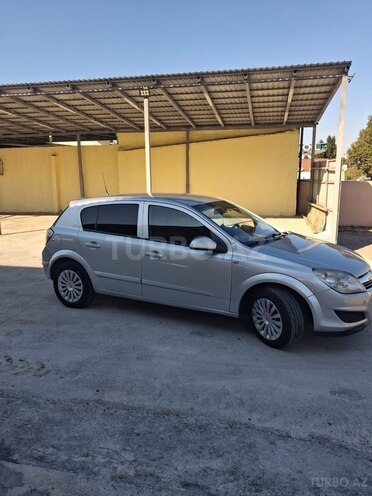 Opel Astra 2007, 329,000 km - 1.4 l - Gəncə