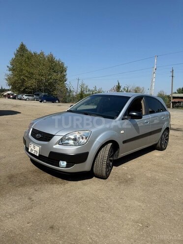 Kia Rio 2006, 300,000 km - 1.5 l - Masallı