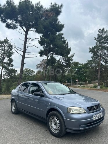Opel Astra 2005, 246,000 km - 1.4 l - Quba