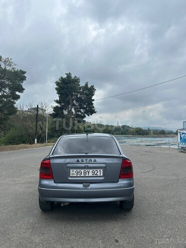 Opel Astra 2005, 246,000 km - 1.4 l - Quba