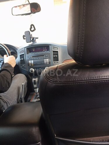 Mitsubishi Pajero 2007, 217,000 km - 3.0 l - Bakı