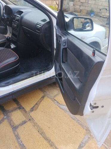Opel Astra 2000, 100,000 km - 2.0 l - Bakı
