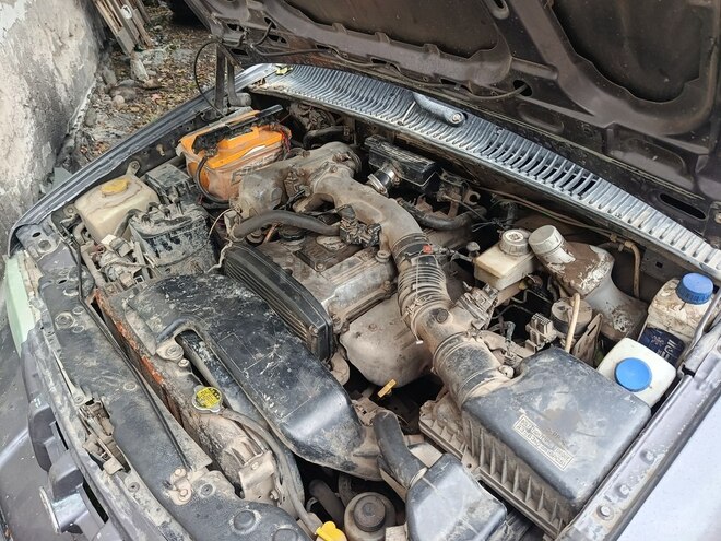 Kia Sportage 2000, 212,000 km - 2.0 l - Xudat
