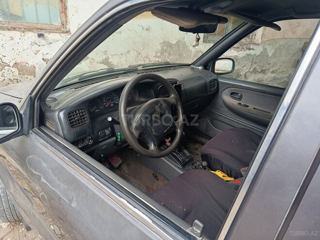 Kia Sportage 2000, 212,000 km - 2.0 l - Xudat