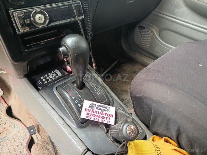 Kia Sportage 2000, 212,000 km - 2.0 l - Xudat