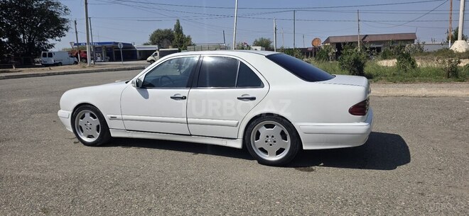 Mercedes E 200 1996, 123,455 km - 2.0 l - Şəmkir