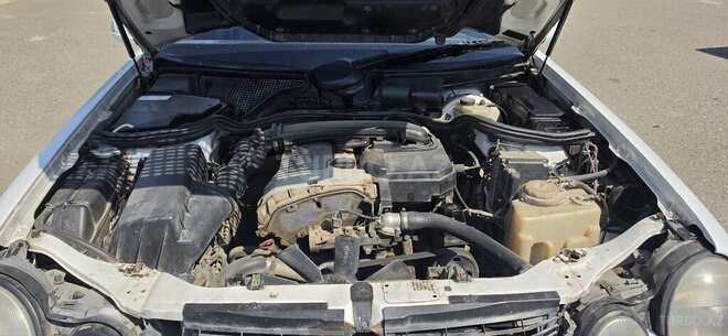 Mercedes E 200 1996, 123,455 km - 2.0 l - Şəmkir