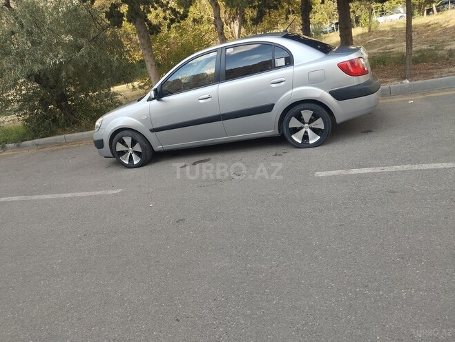 Kia Rio 2007, 327,330 km - 1.4 l - Bakı
