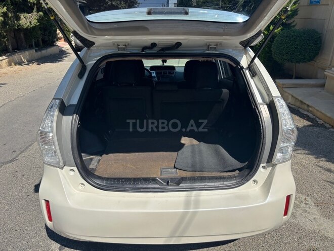 Toyota Prius V 2011, 402,336 km - 1.8 л - Bakı