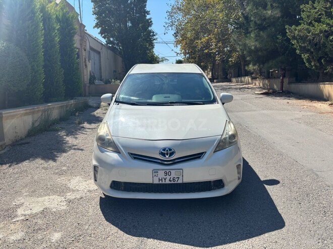 Toyota Prius V 2011, 402,336 km - 1.8 л - Bakı