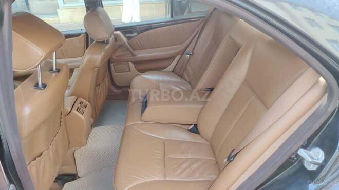 Mercedes E 280 1997, 350,000 km - 2.8 l - Bakı