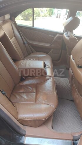 Mercedes E 280 1997, 350,000 km - 2.8 l - Bakı