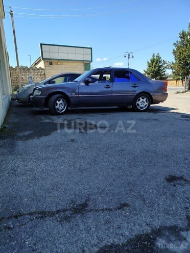 Mercedes C 180 1994, 421,153 km - 1.8 л - Quba