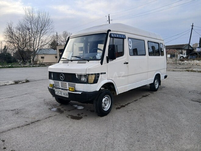 Mercedes 208 D 1994, 500,000 km - 2.3 л - Şirvan