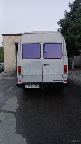 Mercedes 208 D 1994, 500,000 km - 2.3 л - Şirvan