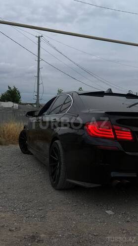 BMW 528 2012, 322,000 km - 2.0 l - Salyan
