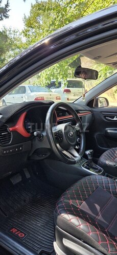 Kia Rio 2021, 80,000 km - 1.6 л - Bakı