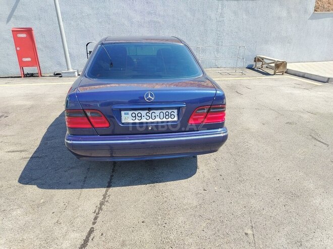 Mercedes E 240 2000, 344,741 km - 2.4 l - Kürdəmir