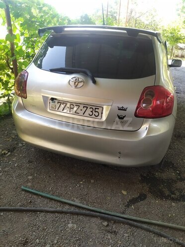 Toyota Auris 2008, 450,000 km - 1.4 л - Qəbələ
