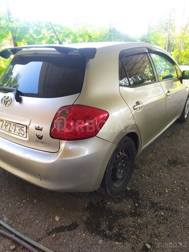 Toyota Auris 2008, 450,000 km - 1.4 л - Qəbələ