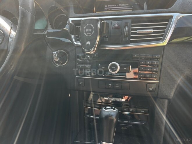 Mercedes E 220 2010, 270,000 km - 2.1 l - Bakı