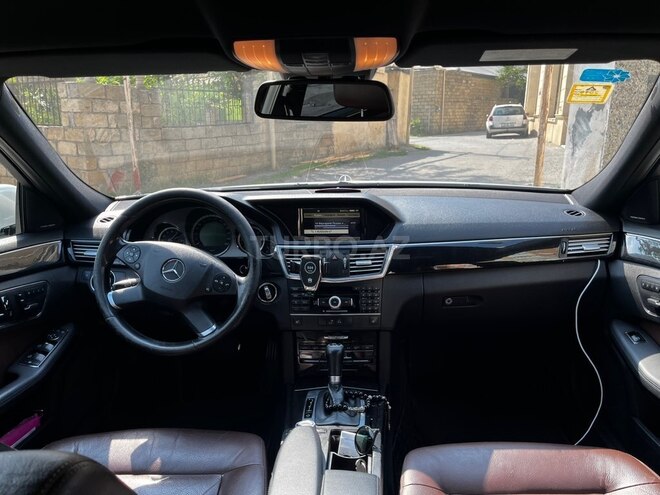Mercedes E 220 2010, 270,000 km - 2.1 l - Bakı