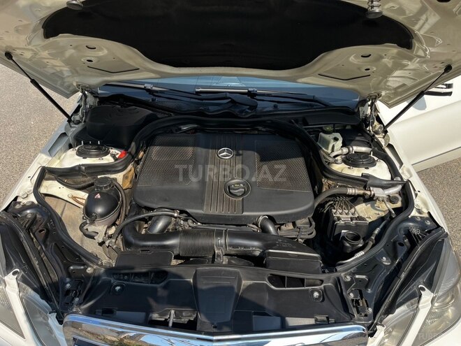 Mercedes E 220 2010, 270,000 km - 2.1 l - Bakı