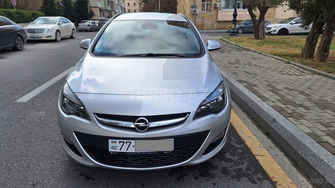 Opel Astra 2015, 216,000 km - 1.6 l - Bakı