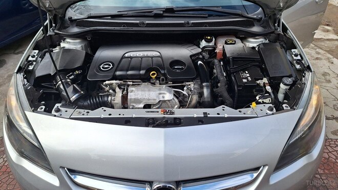 Opel Astra 2015, 216,000 km - 1.6 l - Bakı
