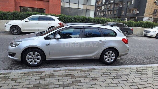 Opel Astra 2015, 216,000 km - 1.6 l - Bakı